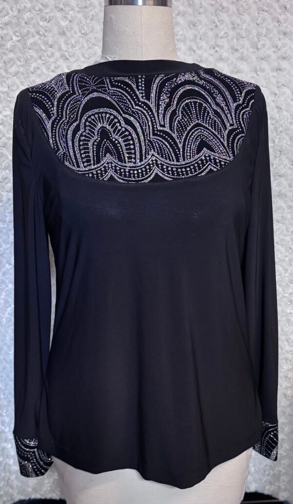 IMG_8932 Mayah Top / 2601 XS-M Digital PDF Sewing Pattern