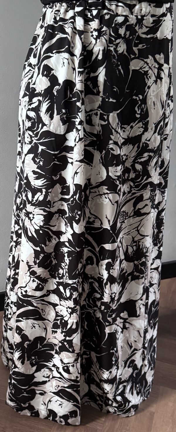 anissa skirt floral
